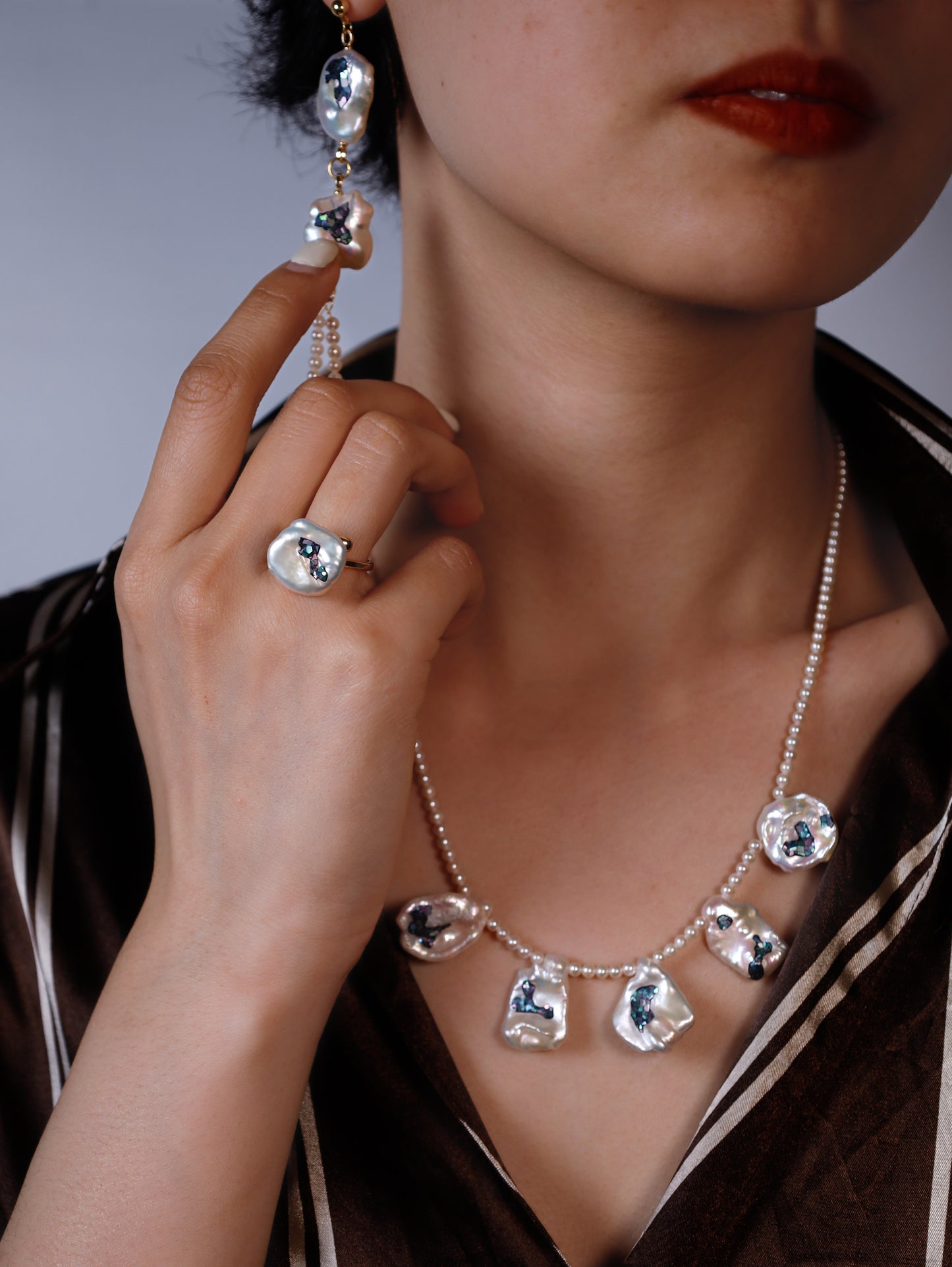 Nacre Flat Baroque Pearl Ring