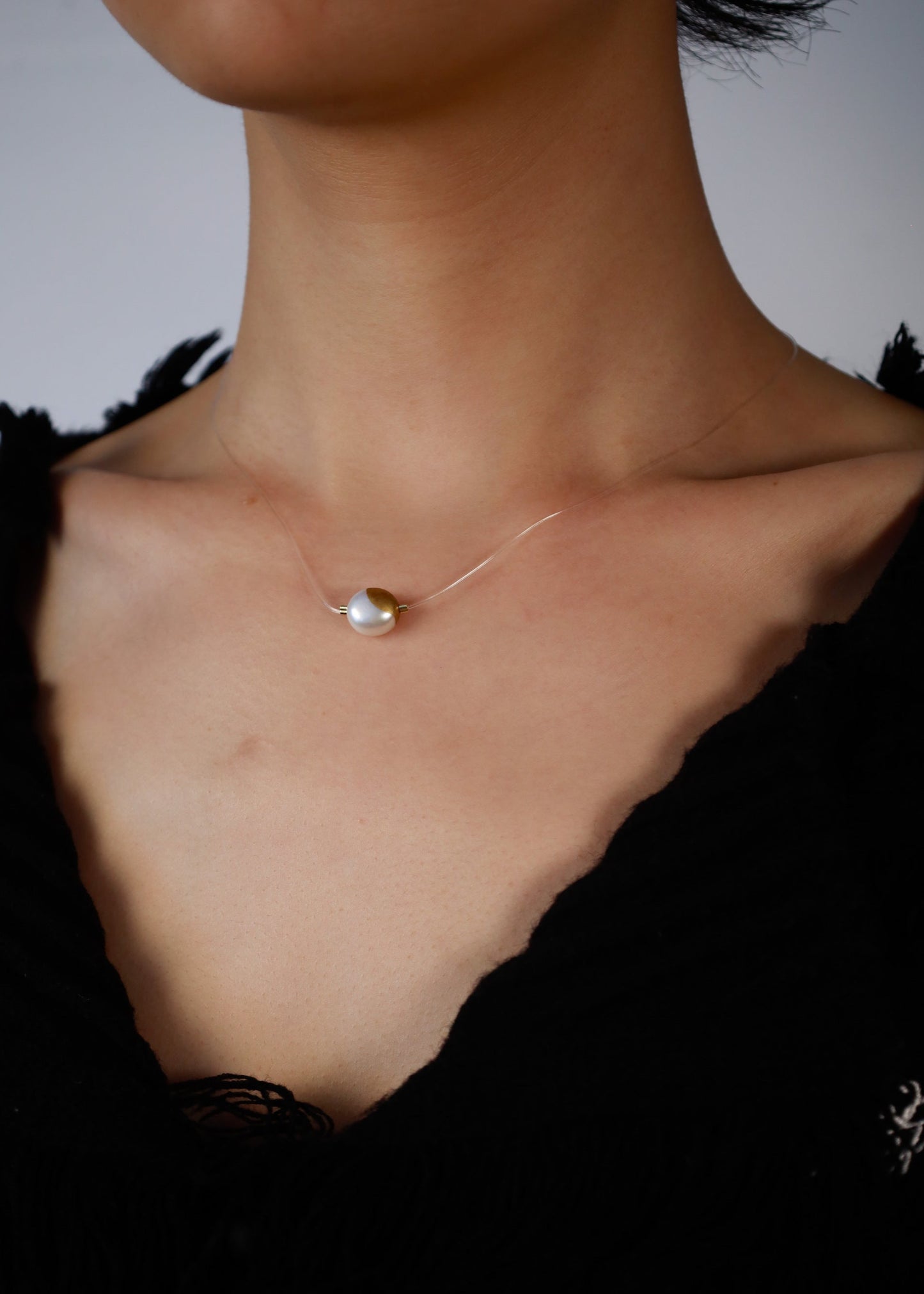 Gold Lacquer single Pearl floating Pendant